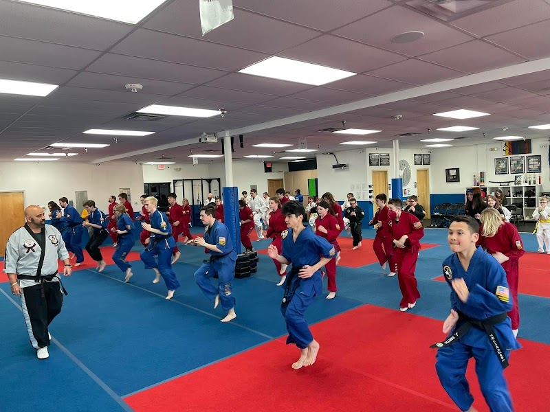 Jiu Jitsu (3) in Des Moines IA