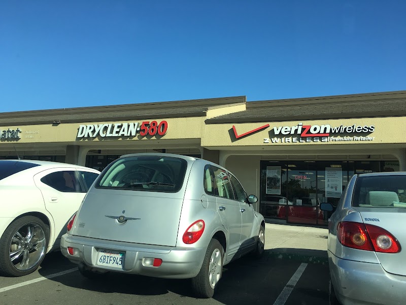 Verizon (2) in Hayward CA