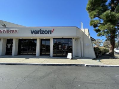 Verizon (2) in Oceanside CA