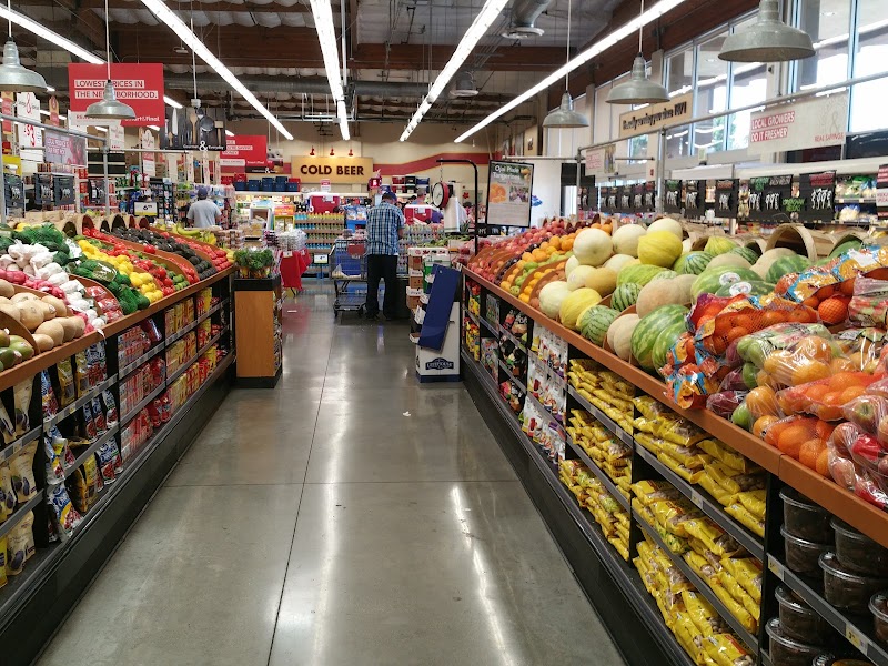 Grocery Store (3) in Bellflower CA