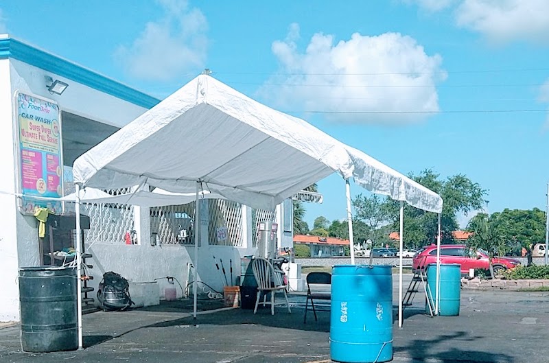 Self Car Wash (3) in Boynton Beach FL, USA