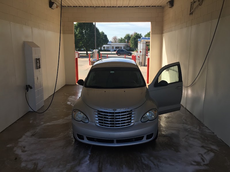 Self Car Wash (2) in Lafayette IN, USA